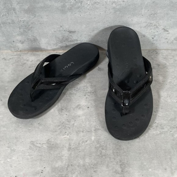 Logix Womens Thong Sandals Black Patent Leather Orthopedic Flat Heel 7 M EUC‎ - Picture 1 of 6